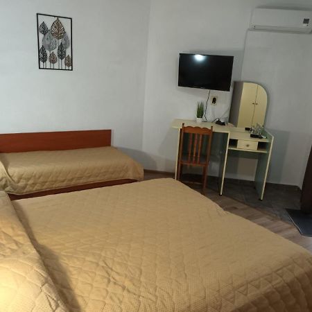 Guest House Alkor 오브조르 외부 사진